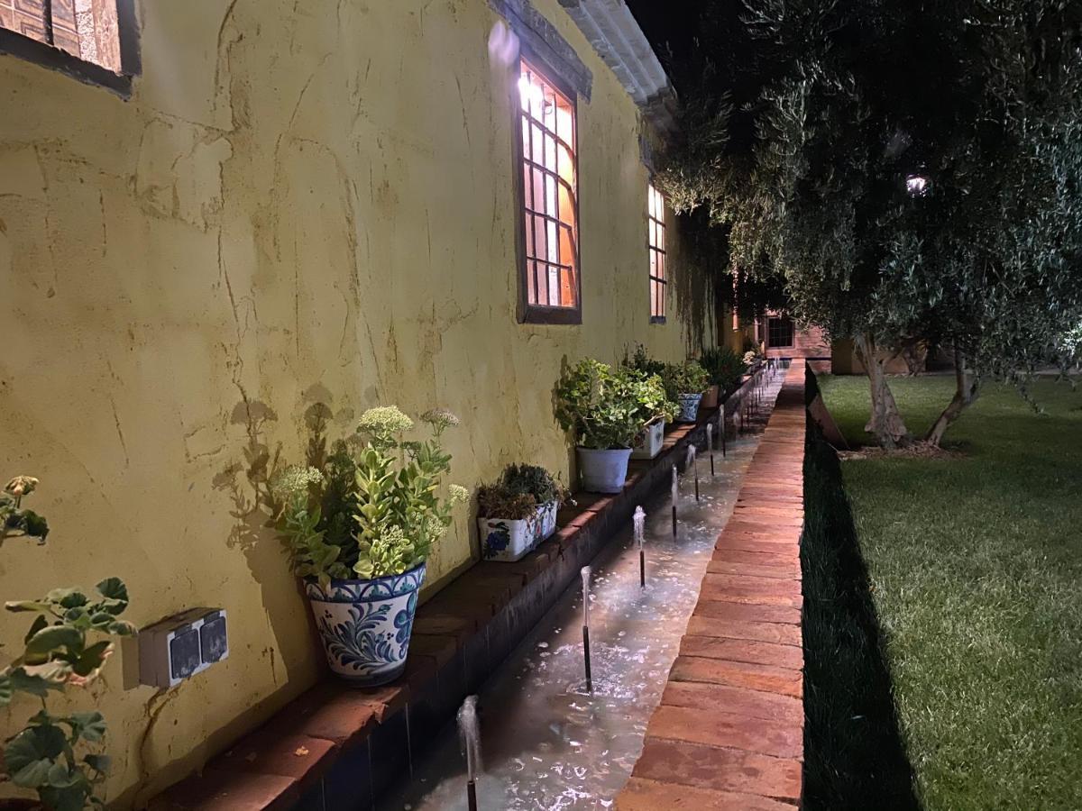 Cortijo Bustamante Guest House Baza Exterior photo