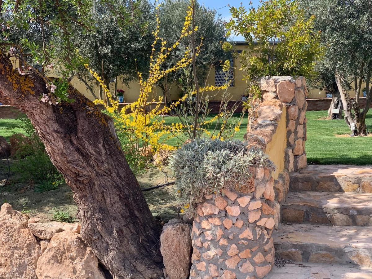 Cortijo Bustamante Guest House Baza Exterior photo