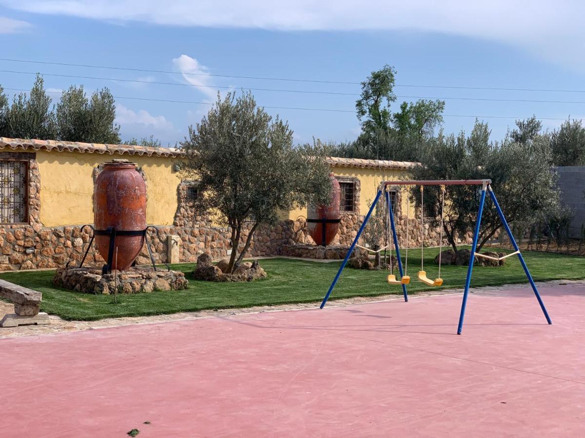 Cortijo Bustamante Guest House Baza Exterior photo