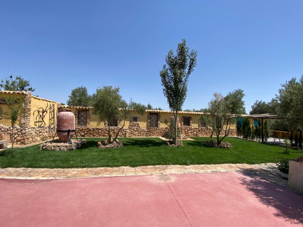 Cortijo Bustamante Guest House Baza Exterior photo